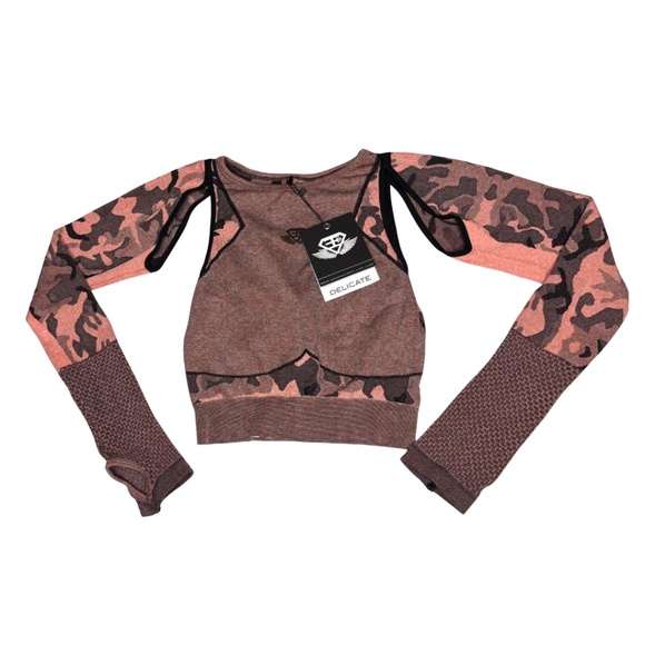 Engineered Life Camo Activewear Set - Picture 4 of 14
